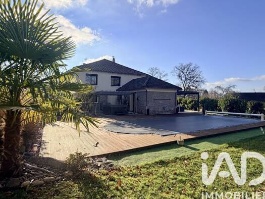 Maison à vendre 272 000 € 5 pièces 3 chambres 115 m² 3 173 m² de terrain Le Reste de Feytiat Feytiat 87220