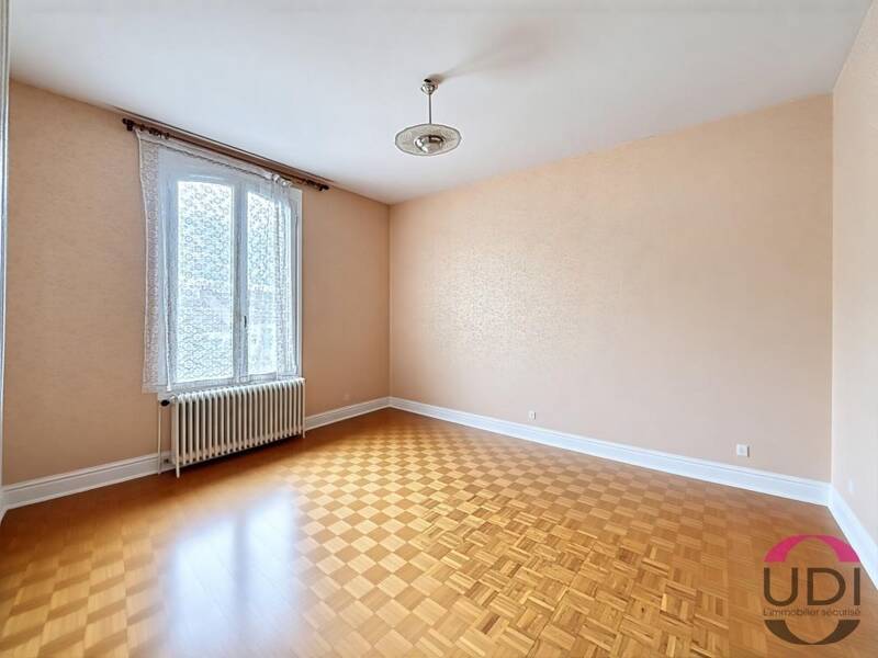 Maison à vendre, 132m², MONTLUCON