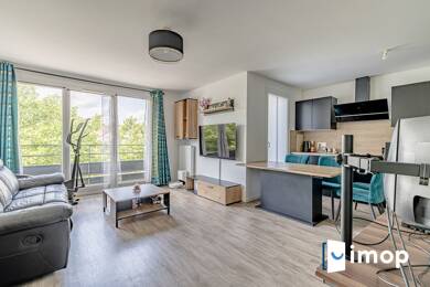 Appartement à vendre 260 000 € 3 pièces 2 chambres 63 m² 2ème étage Maurouard-Docteur Roux Livry-Gargan 93190