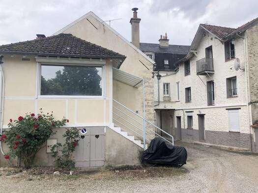 Appartement à vendre 125 000 € 2 pièces 1 chambre 43 m² 1er étage Chartrettes 77590
