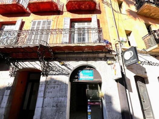 Boutique à vendre 125 000 € 31 m² de surface de vente Centre Ville Sud Ouest Grasse 06130