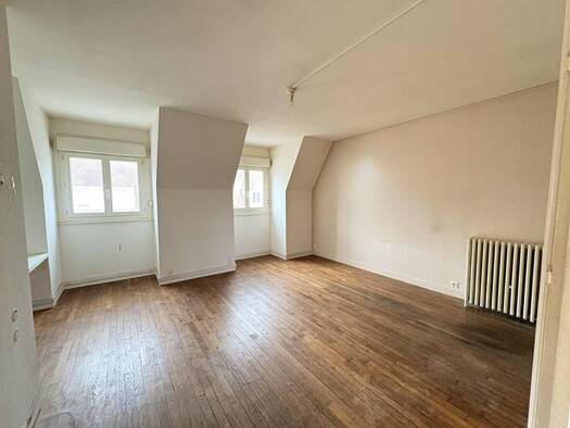 Appartement à vendre 150 250 € 3 pièces 2 chambres 72 m² Étage 3/3 Centre Ville-Cathédrale Évreux 27000