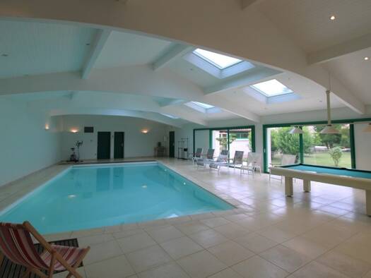 Maison à vendre 462 000 € 6 pièces 3 chambres 165 m² 2 236 m² de terrain La Ferrière 85280