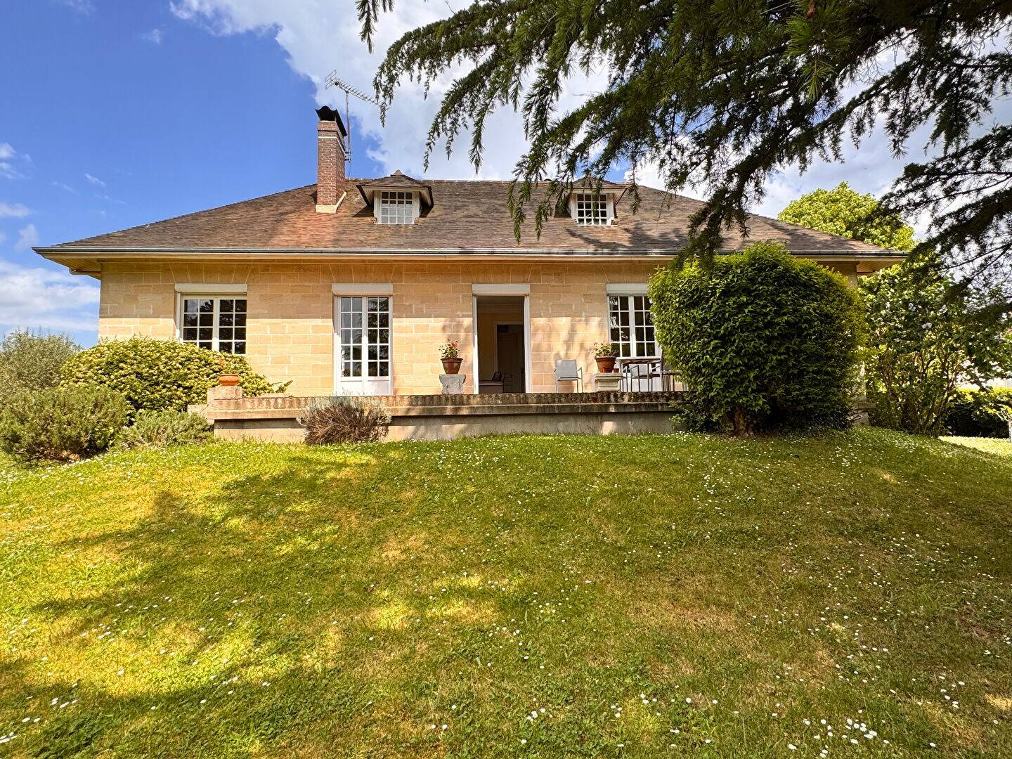 Maison à vendre, 108m², SAINT NOM LA BRETECHE
