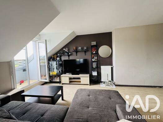Appartement à vendre 244 000 € 3 pièces 2 chambres 66 m² Étage 3/3 Centre Haut Vernouillet 78540