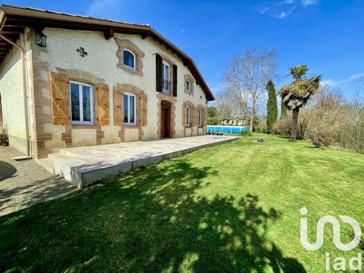 Maison à vendre 389 000 € 6 pièces 4 chambres 235 m² 3 285 m² de terrain Escornebœuf 32200