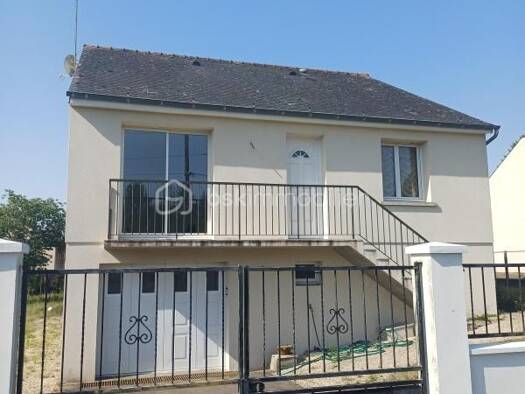 Maison à vendre 243 800 € 4 pièces 3 chambres 81 m² 795 m² de terrain Bléré 37150