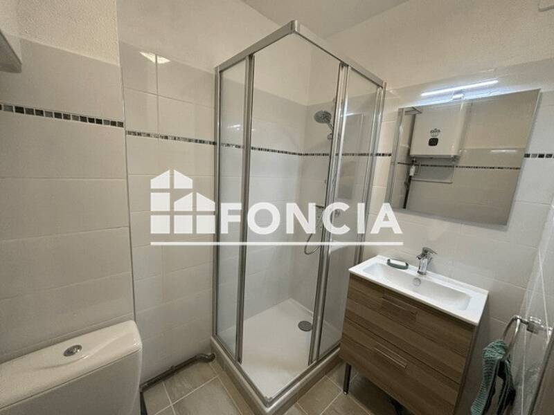 Maison à louer, 20m², SAINT MANDRIER SUR MER