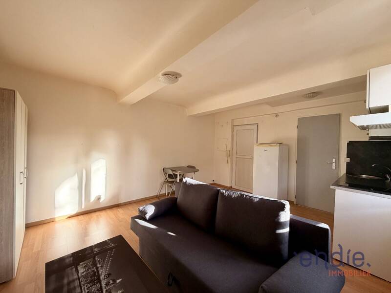 Maison à louer, 23m², LORGUES