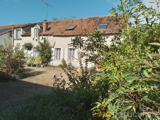 Maison à vendre 96 990 € 5 pièces 4 chambres 110 m² 7 599 m² de terrain Charenton-du-Cher 18210