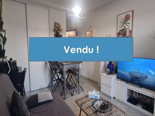Appartement à vendre 55 000 € 1 pièce 21 m² Étage 3/3 Fargues-Pigeonnier Le Pontet 84130