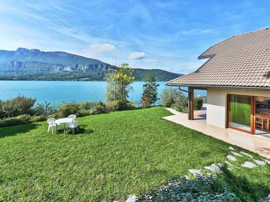 Villa à vendre 1 250 000 € 4 pièces 3 chambres 120 m² 2 400 m² de terrain Talloires-Montmin 74210