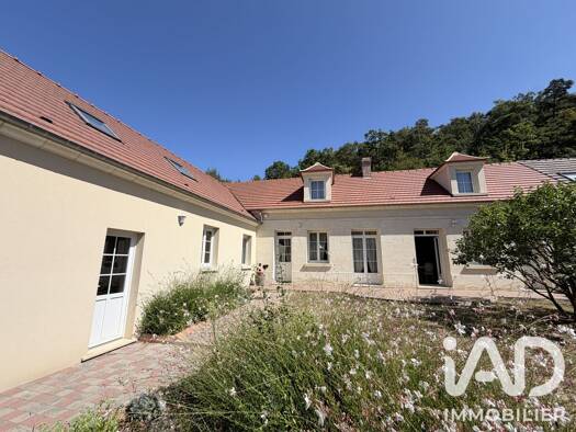 Maison à vendre 419 000 € 6 pièces 3 chambres 186 m² 652 m² de terrain Verneuil-en-Halatte 60550