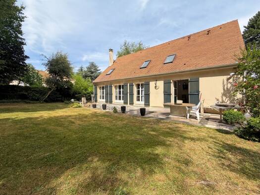 Maison à vendre 495 000 € 6 pièces 4 chambres 180 m² 1 094 m² de terrain Servon 77170