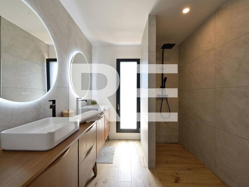 Maison à vendre, 167m², NIMES