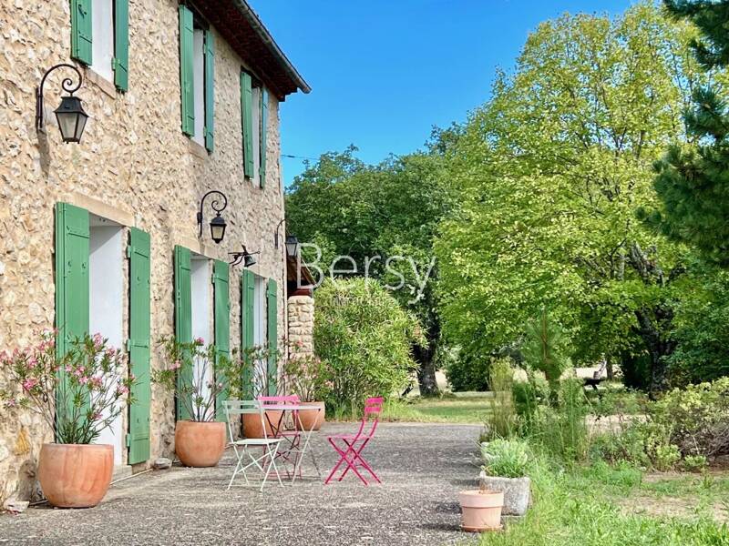 Maison à vendre, 225m², PERNES LES FONTAINES