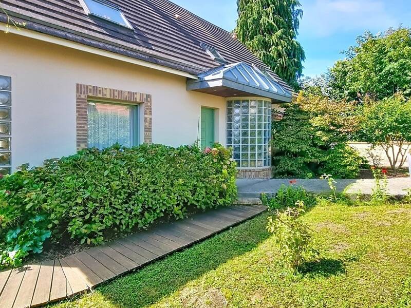 Maison à vendre, 186m², LIVERDY EN BRIE