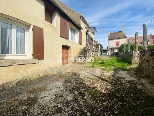 Maison à vendre 108 000 € 4 pièces 2 chambres 86 m² 488 m² de terrain Alençon 61000