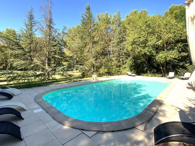 Maison à vendre, 528m², ENTRAIGUES SUR LA SORGUE