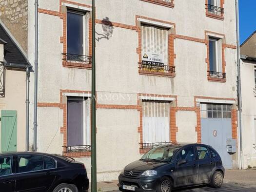 Immeuble à vendre 107 000 € 159 m² Saint-Amand-Montrond 18200