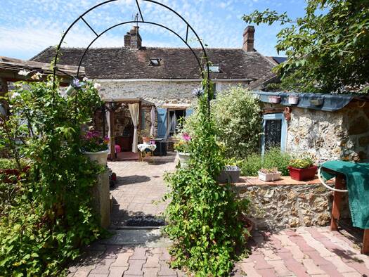 Maison à vendre 233 000 € 6 pièces 4 chambres 132,18 m² 2 823 m² de terrain Donnemarie-Dontilly 77520