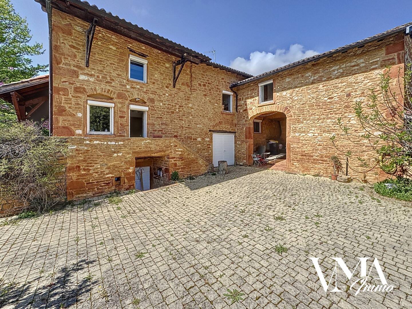 Maison à vendre, 180m², CHAZAY D'AZERGUES