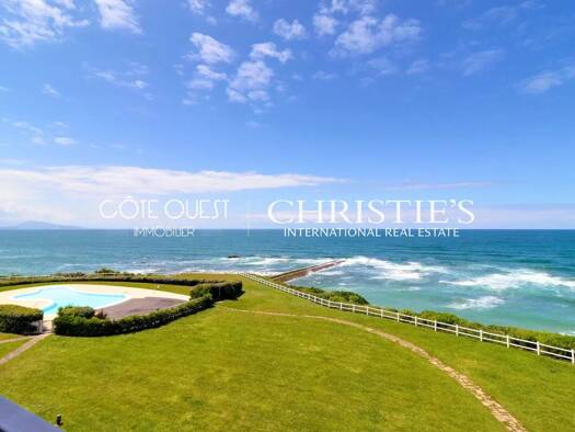 Appartement à vendre 340 000 € 1 pièce 27 m² Étage 3/3 Biarritz 64200
