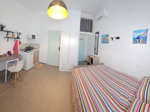 Appartement à louer - logement étudiant 550 € 1 pièce 19 m² RDC Aytré 17440