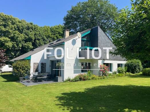 Maison à vendre 320 500 € 7 pièces 4 chambres 167 m² 1 700 m² de terrain Saint Martin de Tallevende Vire Normandie 14500