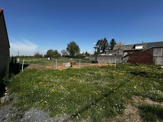 Terrain constructible à vendre 45 000 € 1 225 m² de terrain Fontaine-au-Pire 59157