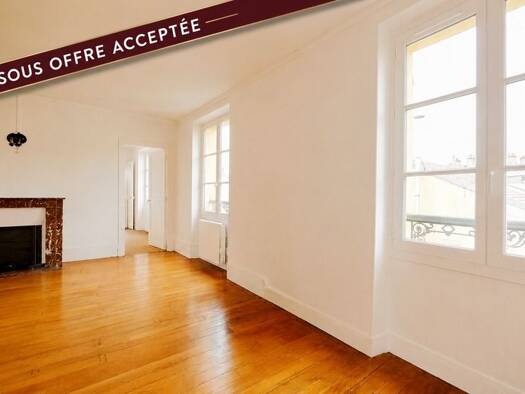 Appartement à vendre 332 000 € 3 pièces 2 chambres 71 m² Étage 3/3 Chantiers Versailles 78000