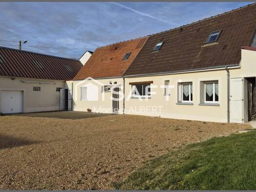 Maison à vendre 208 500 € 4 pièces 3 chambres 101 m² 1 047 m² de terrain Dammarie 28360