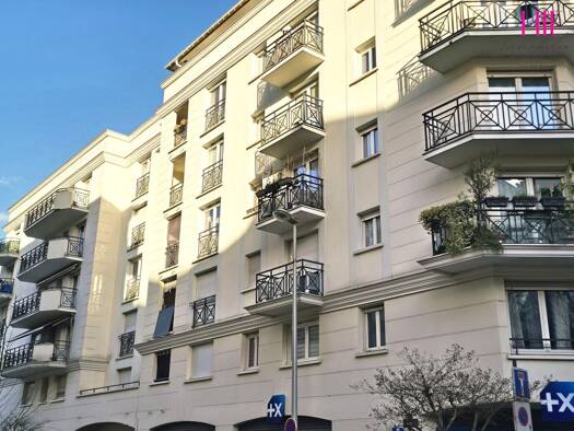 Appartement à vendre 129 000 € 2 pièces 1 chambre 31 m² Étage 2/5 Bondy 93140