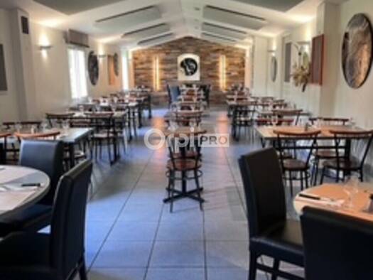 Restaurant à vendre Fonds de commerce 180 000 € 270 m² d'espace de restauration Pau 64000