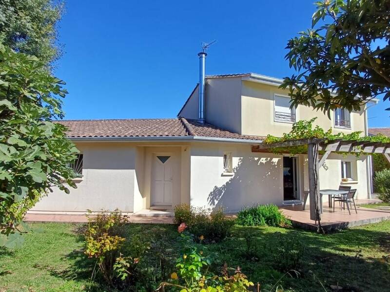 Maison à vendre, 161m², MONTUSSAN