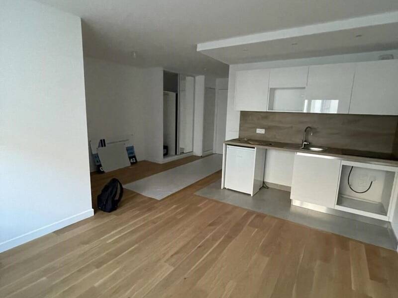 Maison à louer, 32m², LA VARENNE SAINT HILAIRE