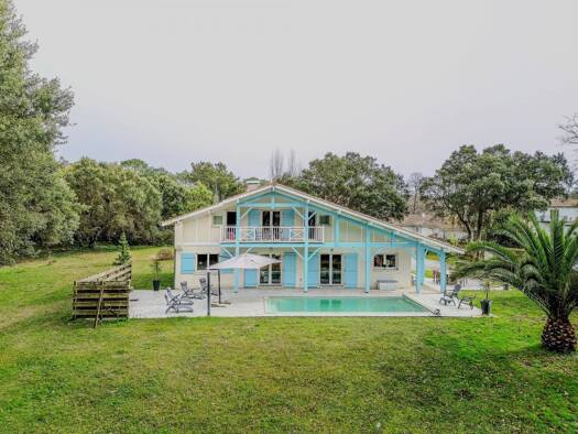 Maison à vendre 1 029 000 € 6 pièces 5 chambres 156 m² 6 685 m² de terrain Couronne Boisee Boucau 64340