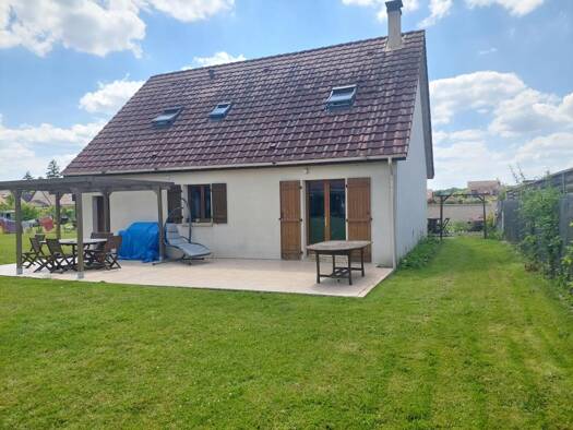 Maison à vendre 224 900 € 6 pièces 5 chambres 104,4 m² 962 m² de terrain Conches-en-Ouche 27190