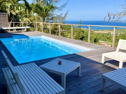 Maison de plain-pied à vendre 415 000 € 5 pièces 3 chambres 95 m² 1 992 m² de terrain Sainte-Marie 97230