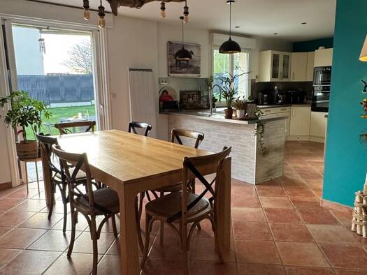 Maison à vendre 407 000 € 8 pièces 5 chambres 148 m² 1 453 m² de terrain Boissy-le-Châtel 77169