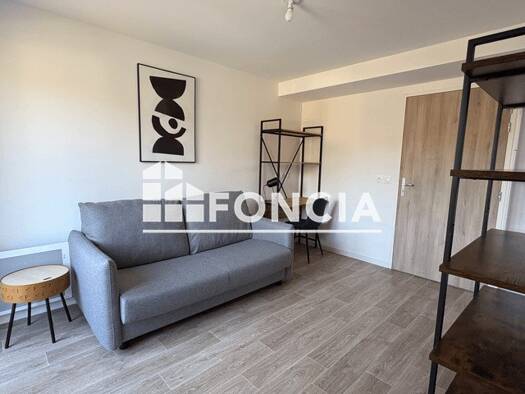 Appartement à louer 510 € 1 pièce 20,6 m² 3ème étage Activités Orléans 45100
