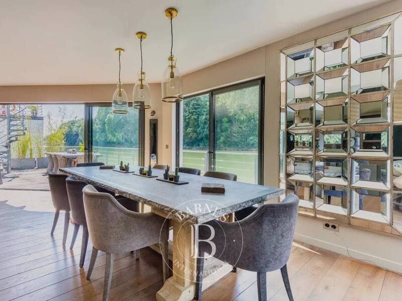 Maison à louer, 244m², NEUILLY SUR SEINE