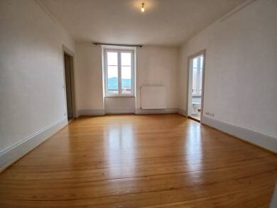 Appartement à louer 590 € 2 pièces 1 chambre 56 m² 1er étage Soultzeren 68140