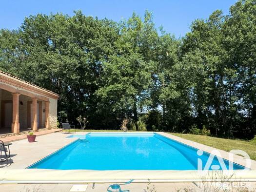 Maison à vendre 454 000 € 5 pièces 3 chambres 139 m² 26 000 m² de terrain Aubiet 32270