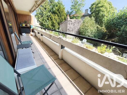 Appartement à vendre 214 900 € 3 pièces 2 chambres 70,11 m² 1er étage Les Galoubies Chamalières 63400
