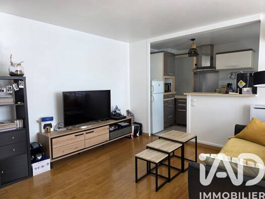 Appartement à vendre 235 000 € 3 pièces 2 chambres 53 m² Étage 2/3 Le Centre Ville Villiers-sur-Marne 94350