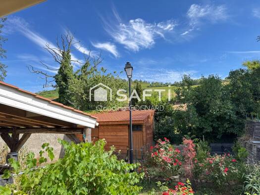 Maison à vendre 269 000 € 6 pièces 5 chambres 171 m² 296 m² de terrain Jullié 69840