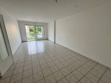 Appartement à louer 625 € 3 pièces 1 chambre 61 m² 1er étage Feurs 42110