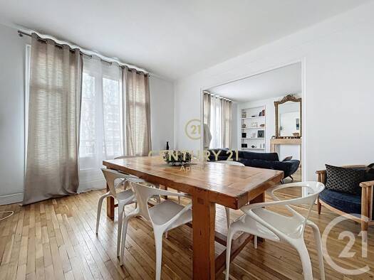 Appartement à vendre 474 000 € 4 pièces 2 chambres 125 m² 4ème étage La Madeleine 59110