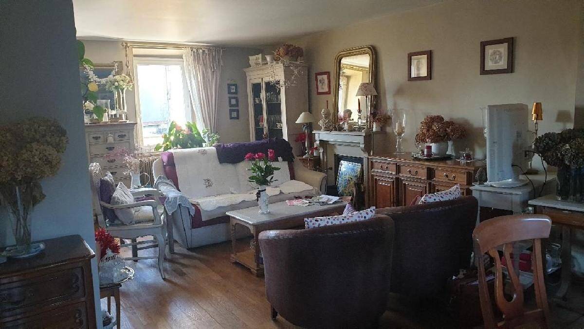 Maison à vendre, 155m², SAINT LEONARD DE NOBLAT